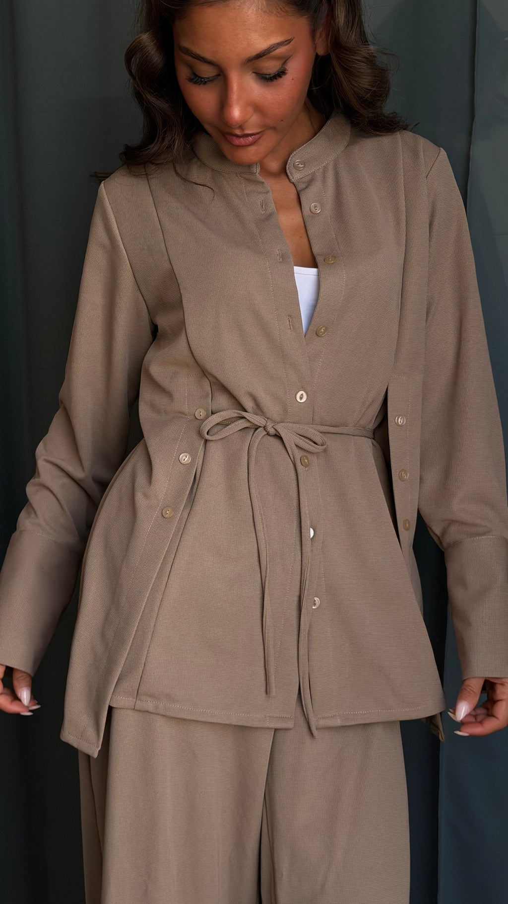 beige set