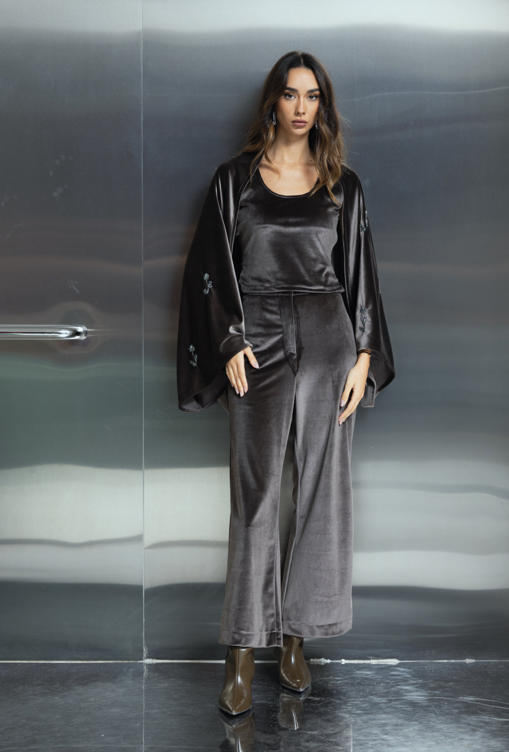 grey 3 pieces short bisht