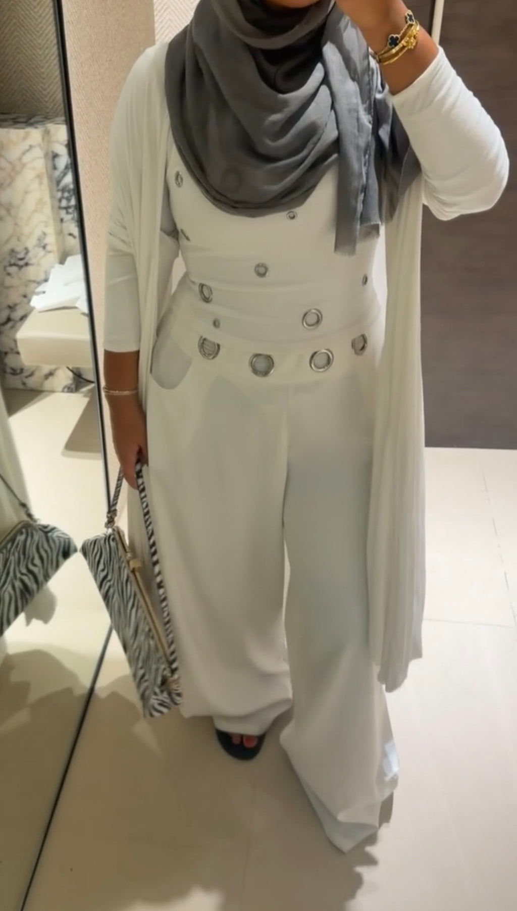 white set