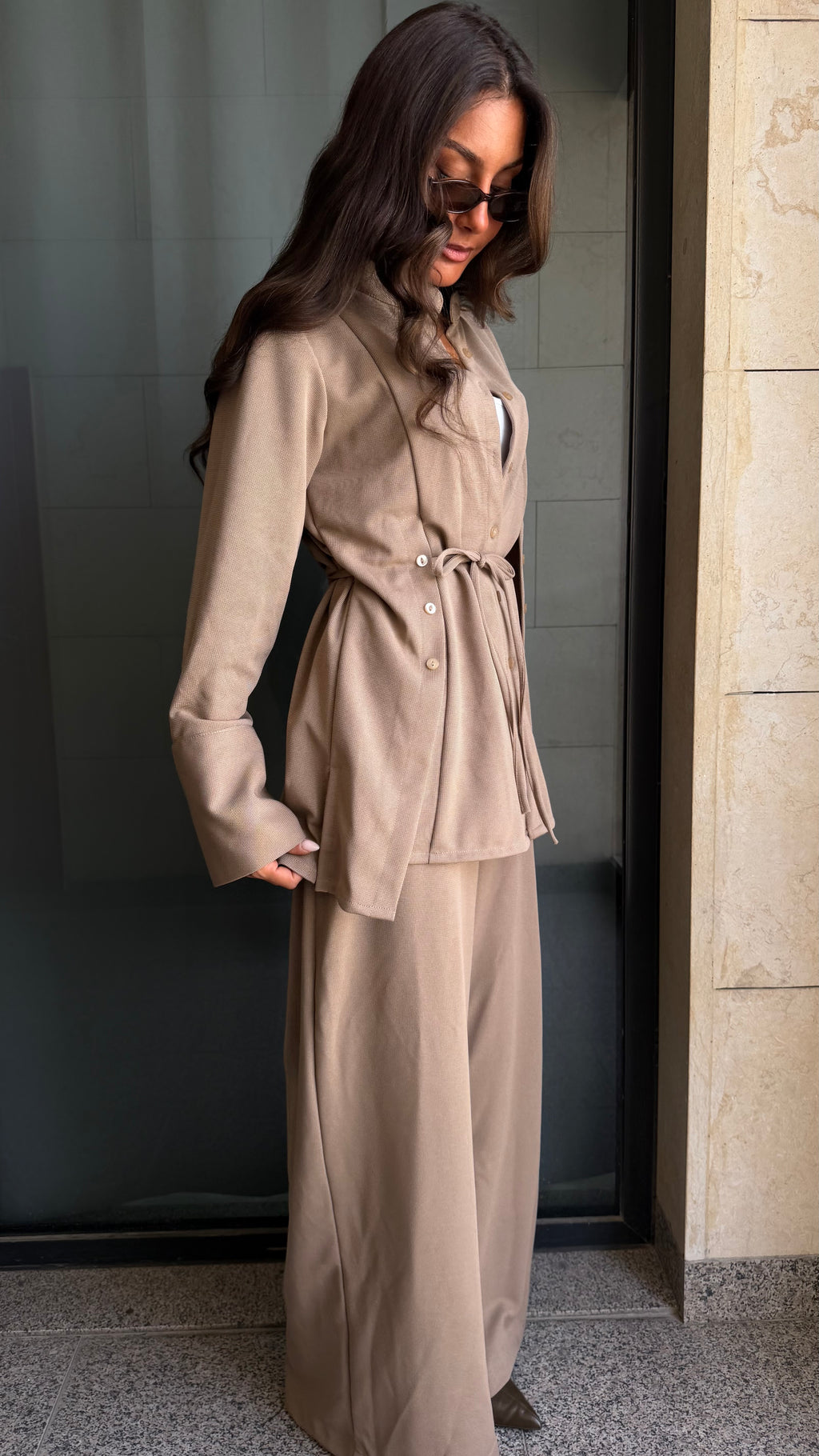 beige set