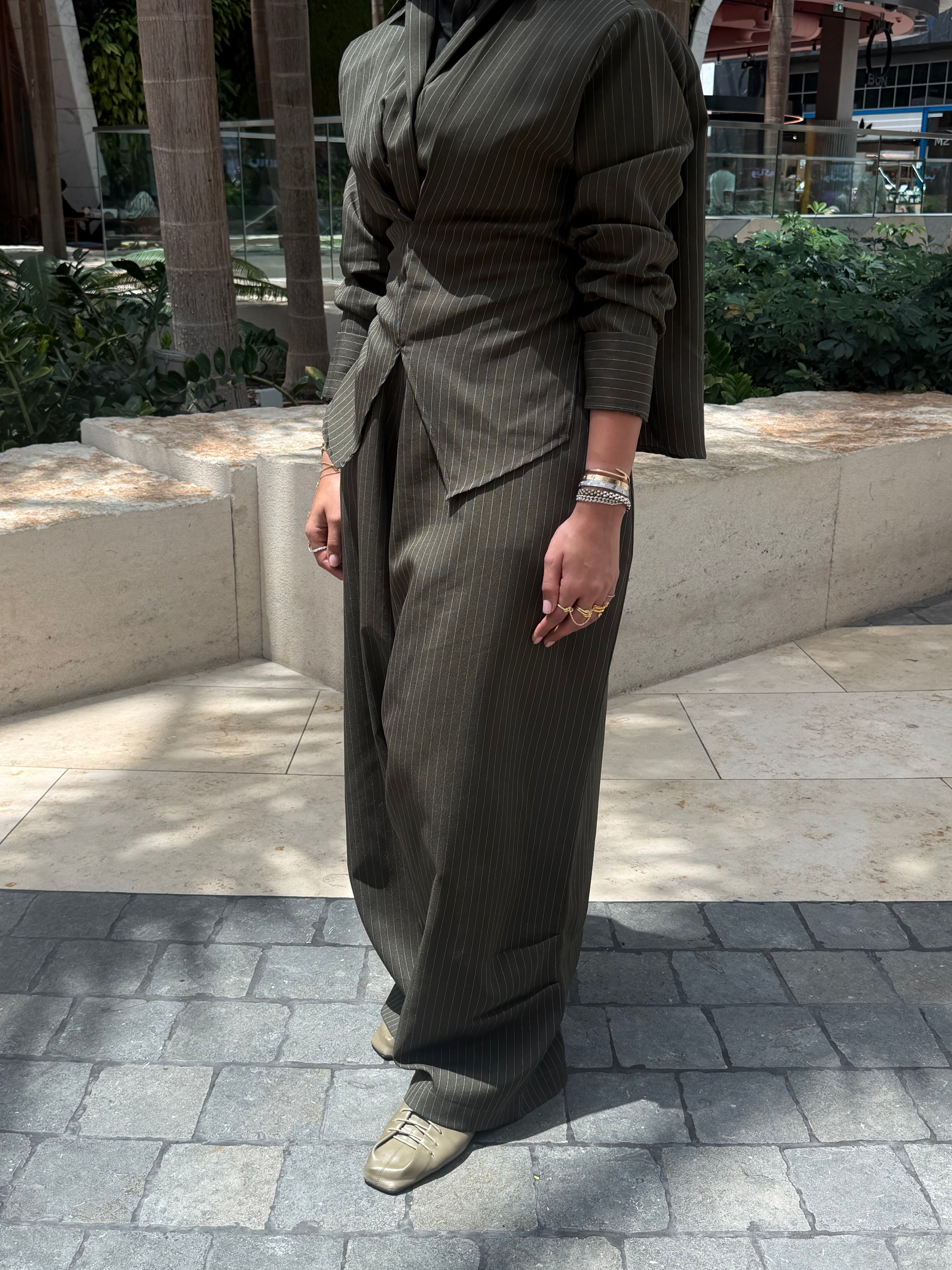 Khaki set