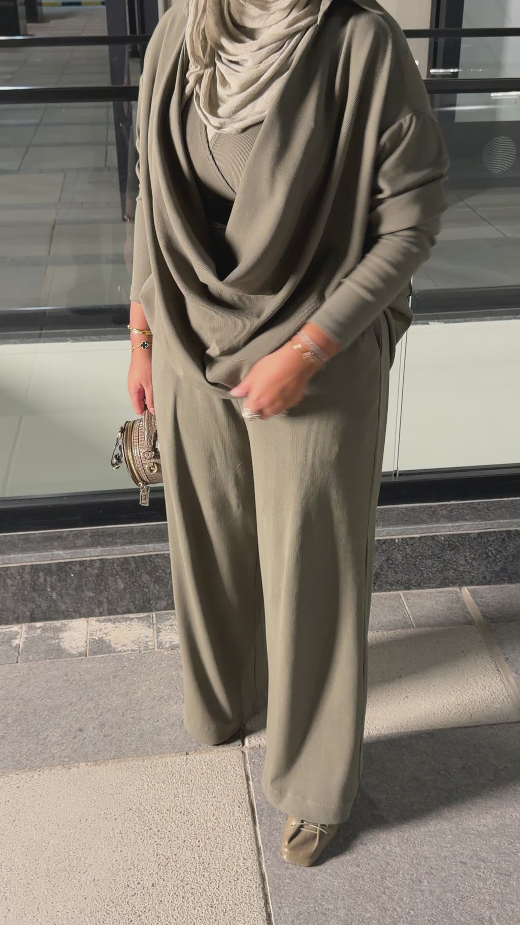 khaki set